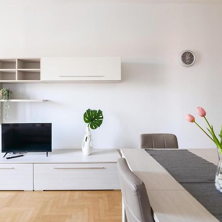 Ferienwohnung Primopiano - Carlone Mailand Exterior foto